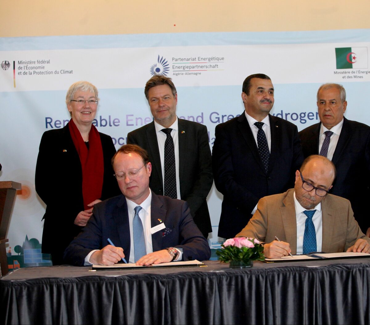 MOLL, Cezayir’de Teknoloji Transferi ve Lisans Anlaşması İmzaladı
